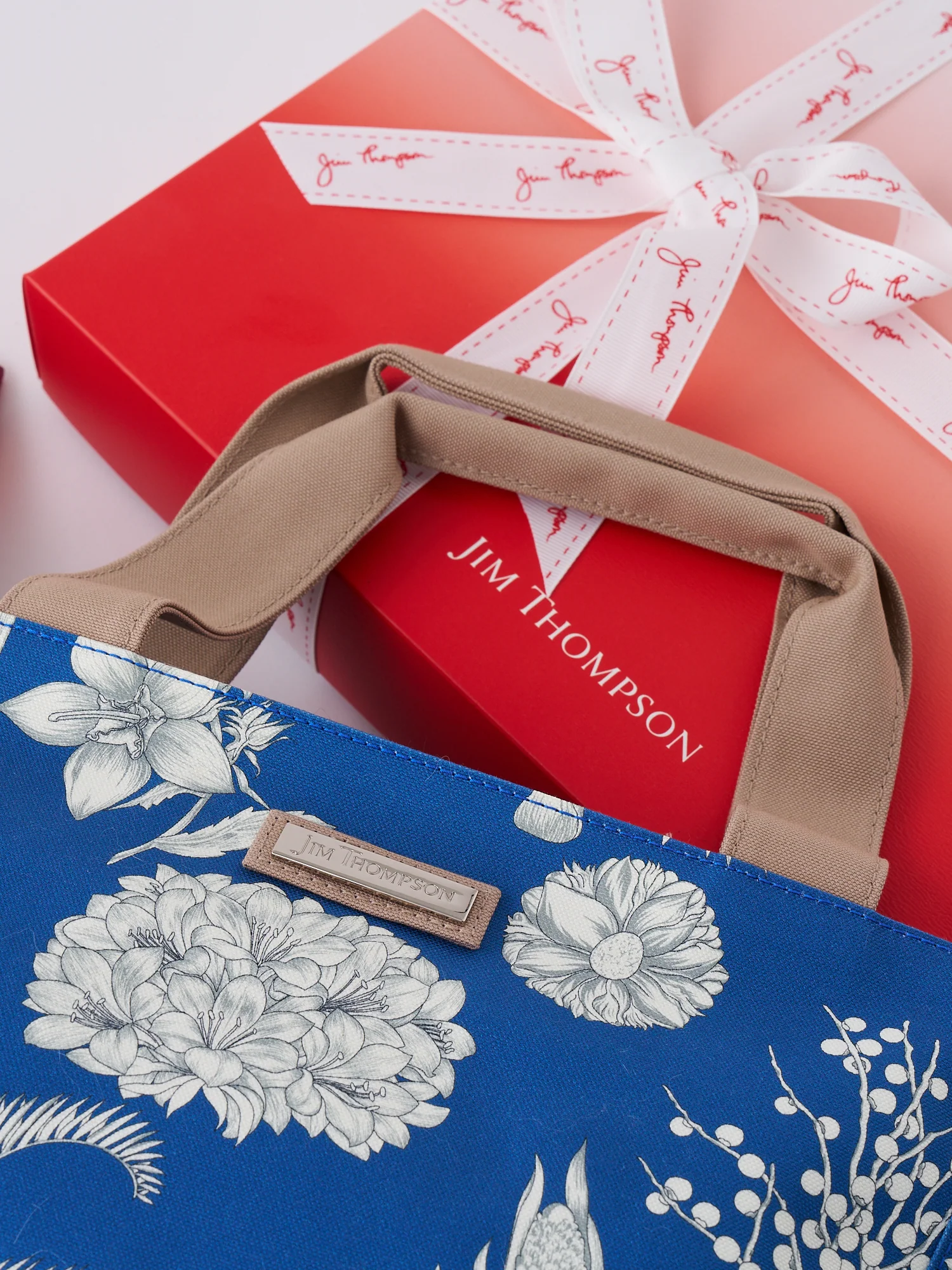 Summer Bloom Breeze Gift Set - Image 4